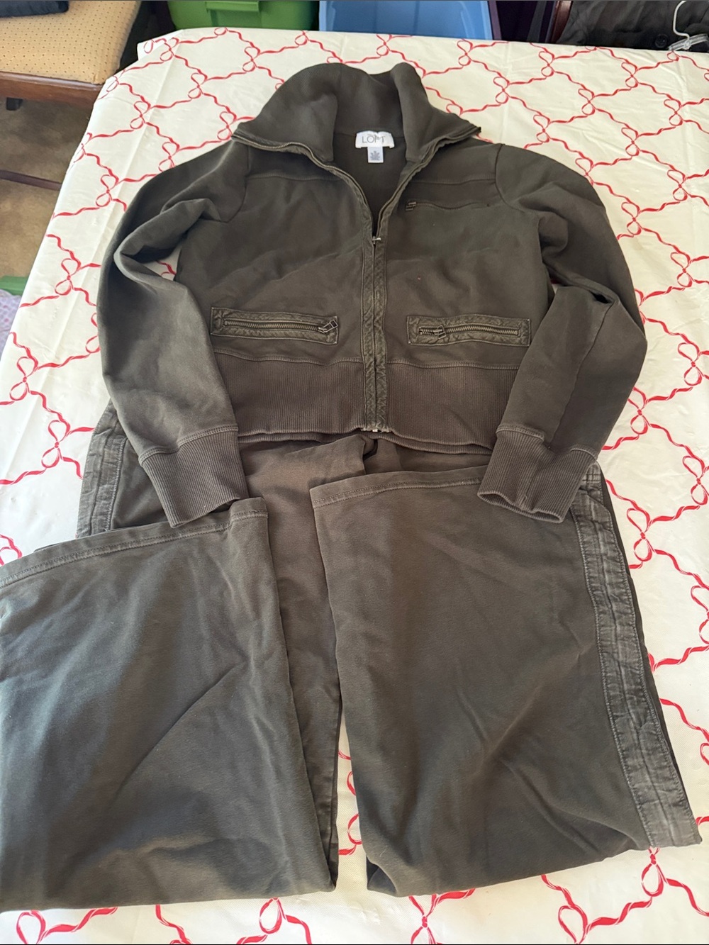 LOFT chocolate Brown Zip-Up Jacket & Pants Set, soft! READ!